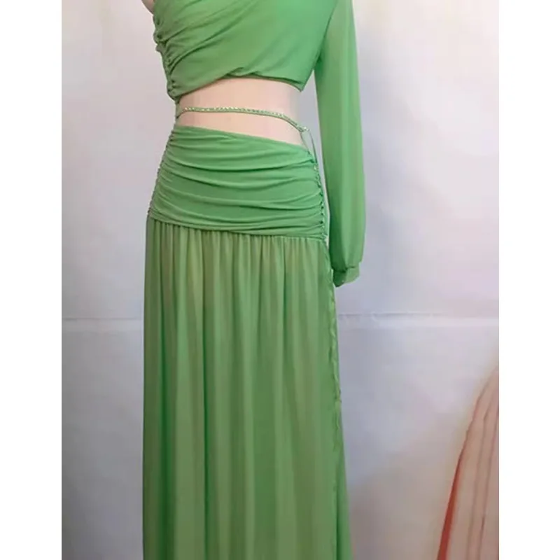 Conjunto de vestido de danza Oriental personalizado para mujer, cómodo hilo de agua, Top con hombros inclinados, falda larga dividida flotante, Ropa de danza del vientre