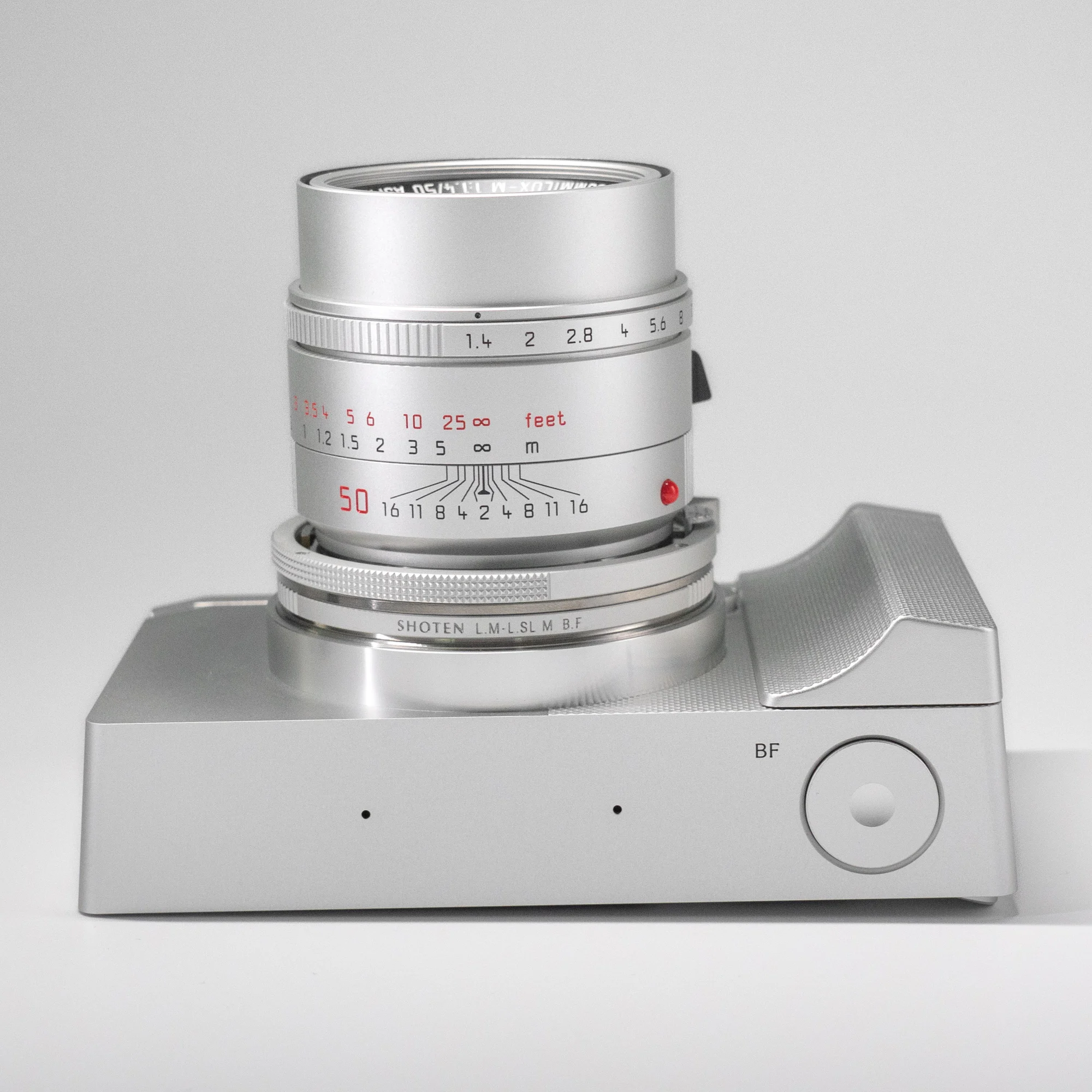 YUWOOD BF Kamerakäfig L-förmige Montageplatte mit Griff für Sigma BF Schwarz/Silber, Daumengriff mit Multifunktionsgurtloch – Detail 10