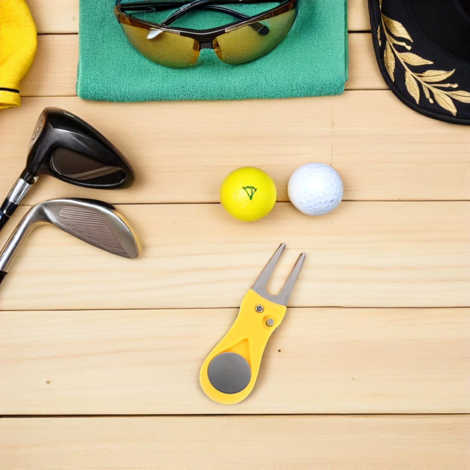 

Foldable Golf Divot Repair Tool Stylish Metal Fork Ball Marker Portable Turf Repair Golf Green Maintenance Portable Divot Fork