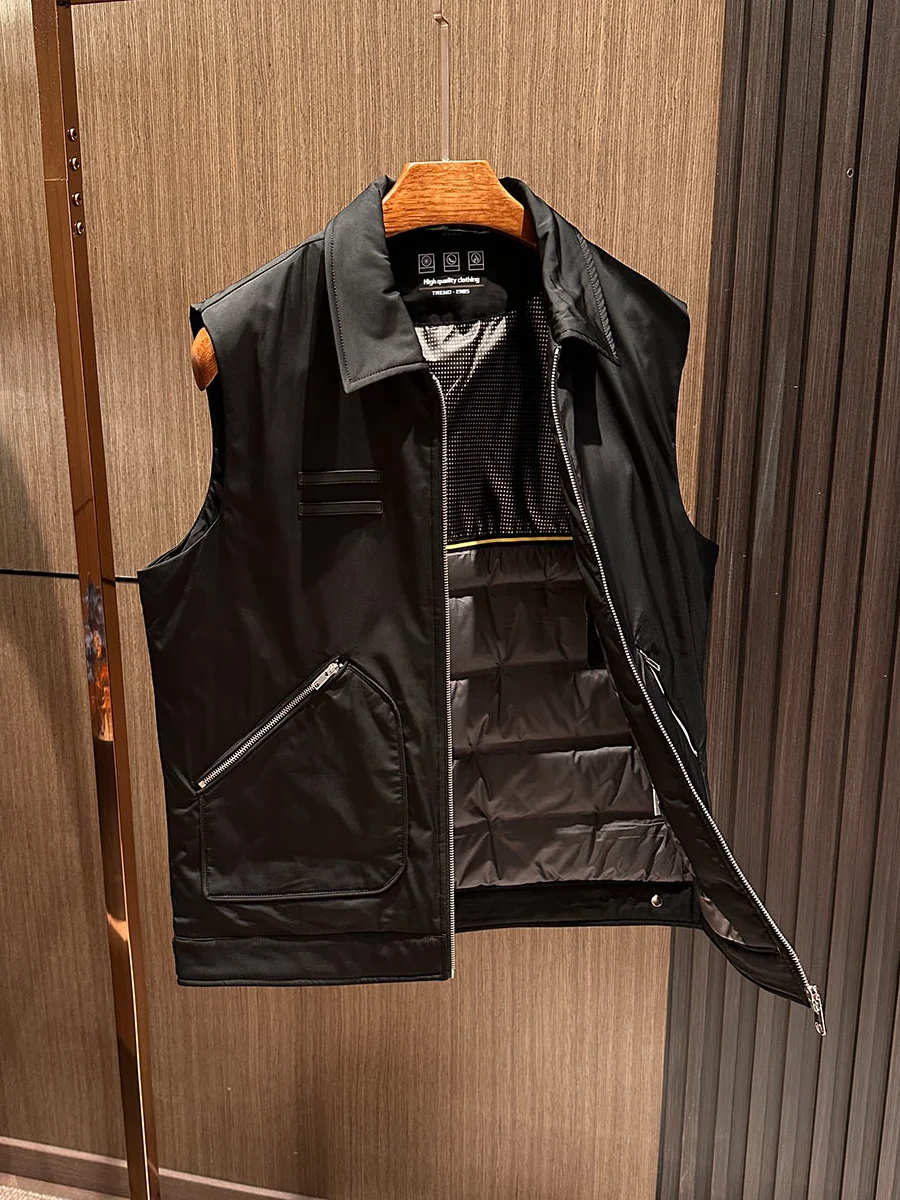 

High Quali Men's down Vest 2025 Winter Faion Stand Fit Busin Gentleman Sle Warm Outerwear Zipper Decoration Polye...