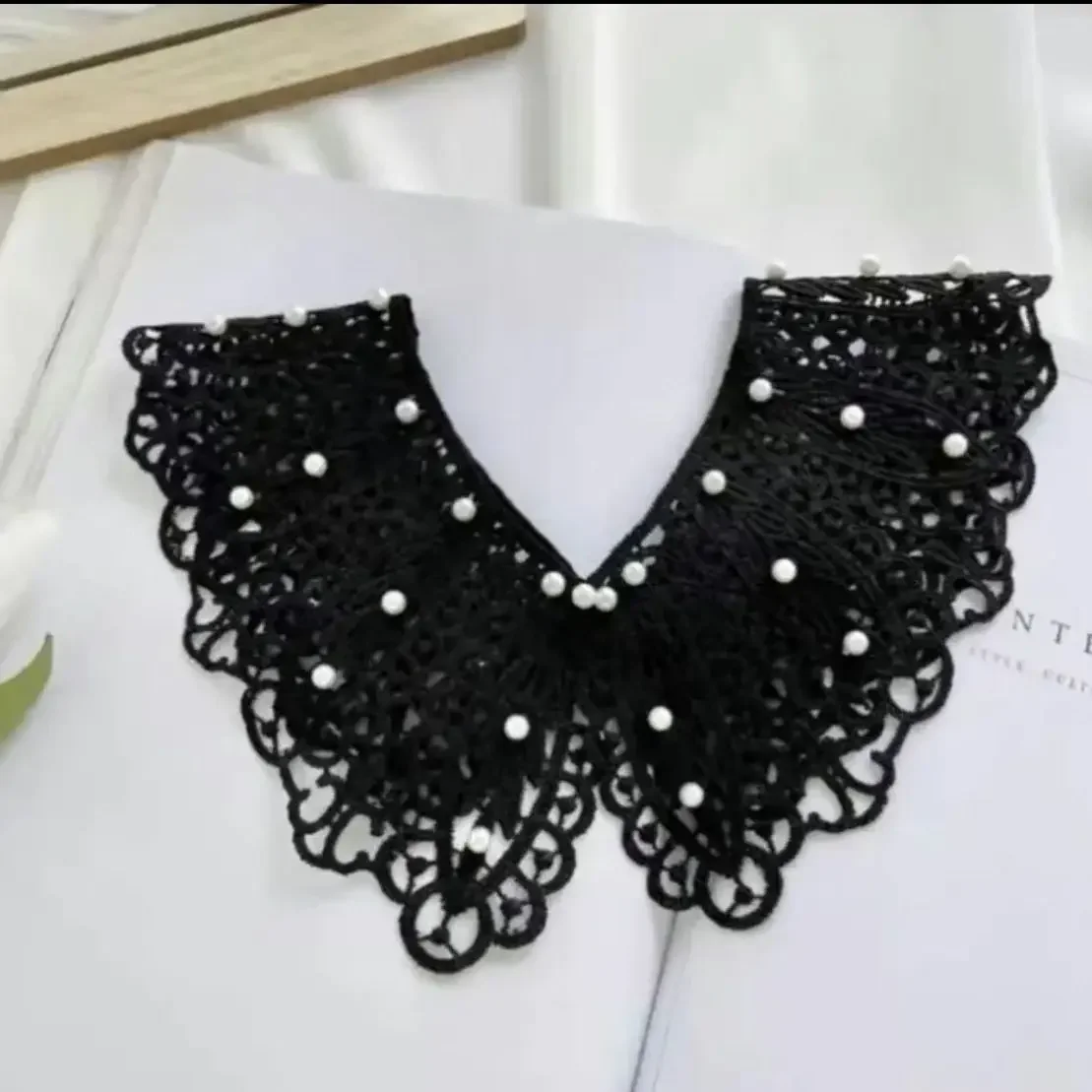 Fake Collars Shawl O-Neck pearl Doll False Collar Shirt Women Hollow Crochet Lace Detachable Collar Clothes Accessories Faux Col