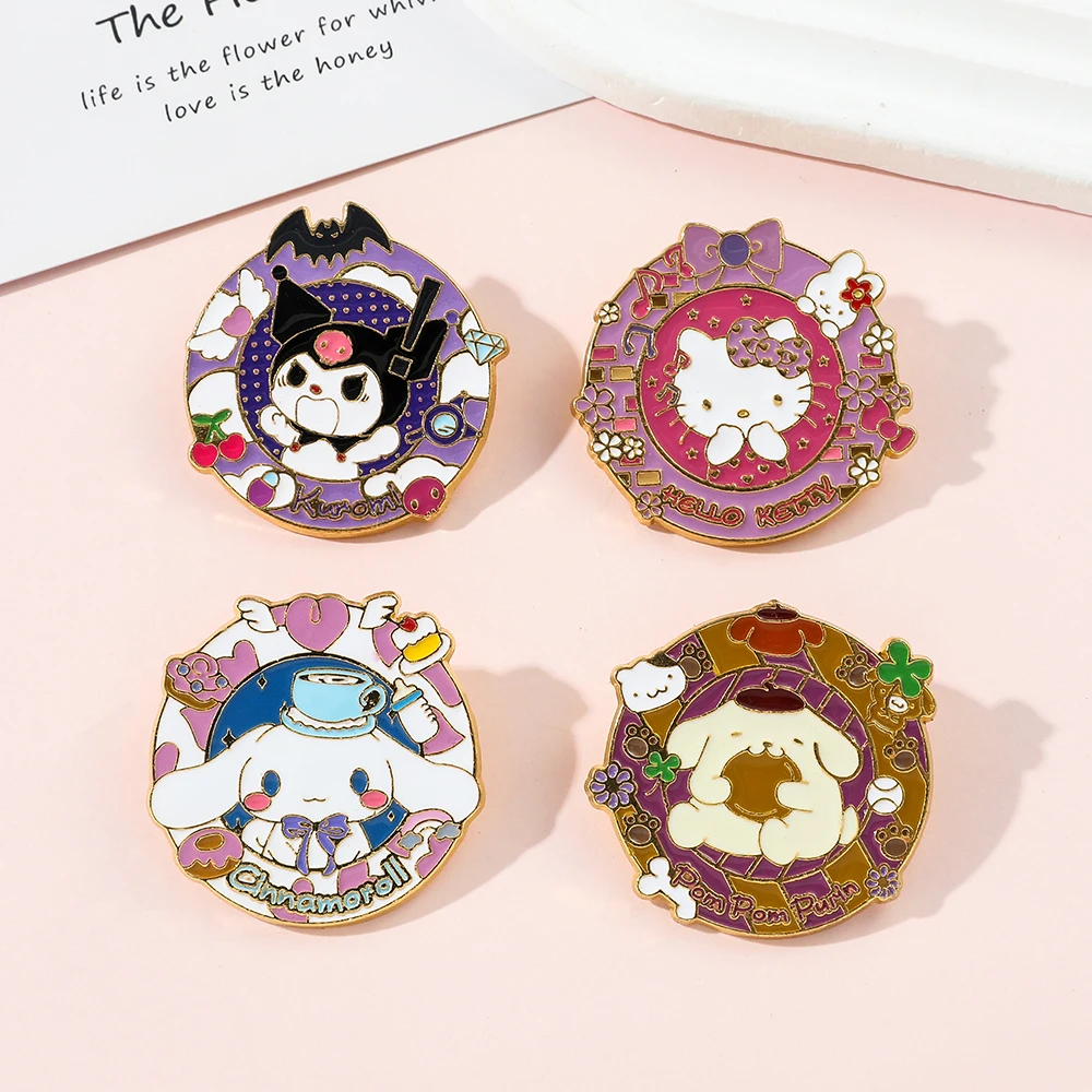 Vendita all'ingrosso Anime Hello Kitty Spille smaltate per giacca Badge Spilla Accessori Simpatiche spille Kuromi Melody per regalo di gioielli per ragazza