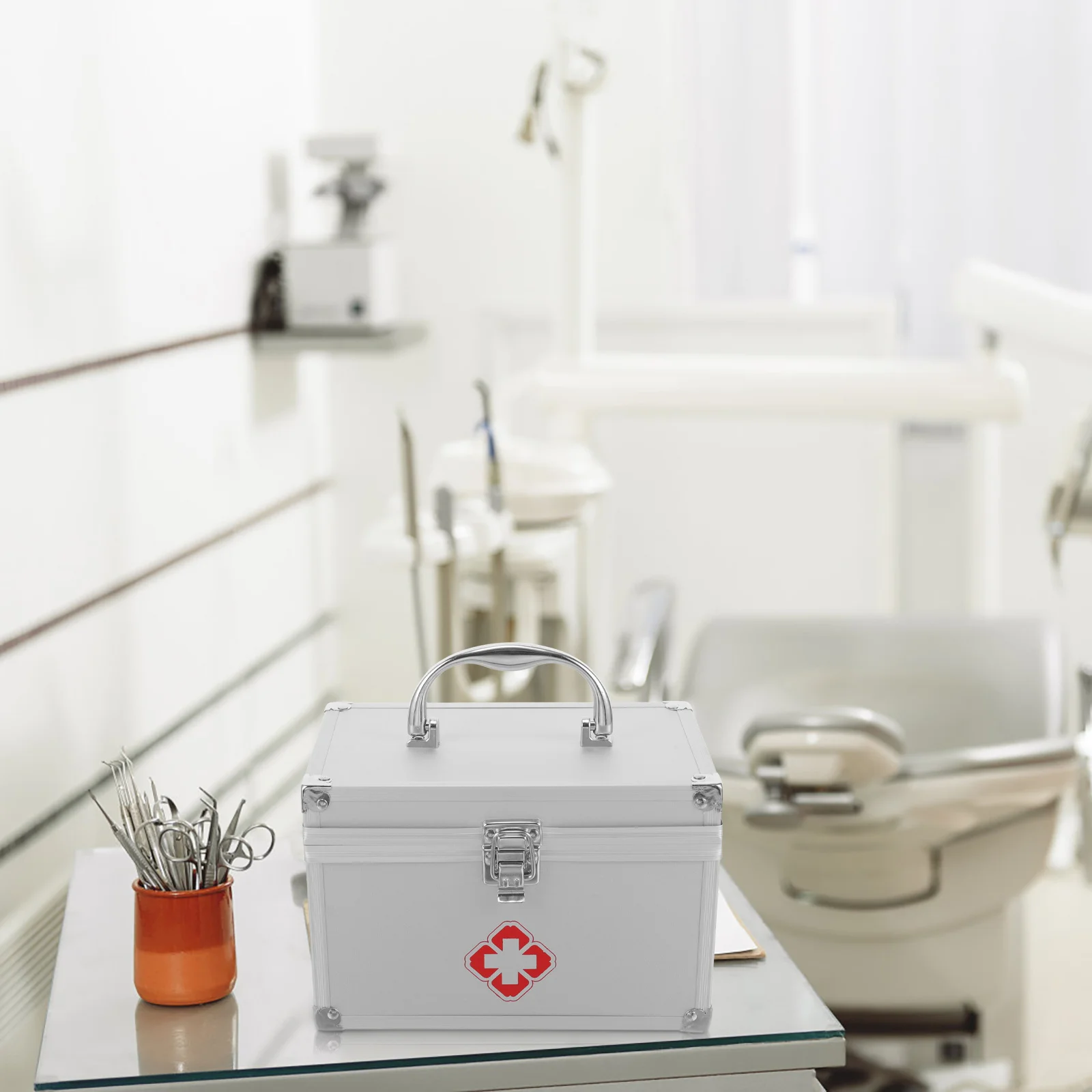 صندوق دواء ذو سعة كبيرة، مشبك أمان للزاوية المستديرة، حافظة طبية محمولة للتخييم المنزلي والسفر وتخزين الإسعافات الأولية #1