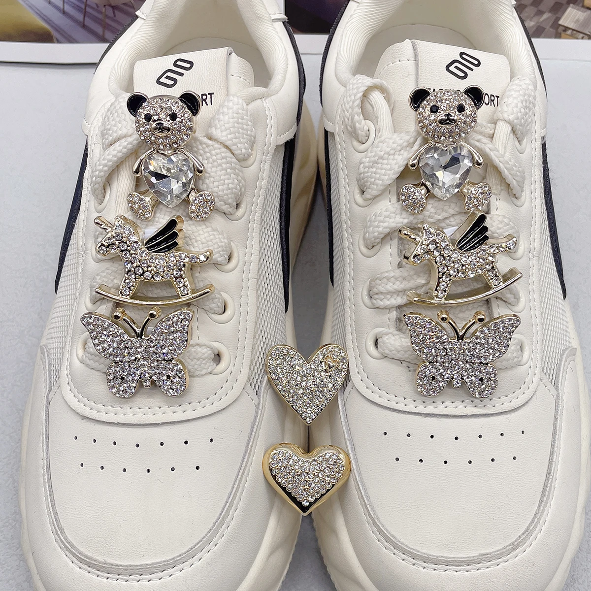 2PCS Butterfly Bear Shoelaces Charms DIY Decorations Bling Horse Shoe Laces Buckle Accessories Removable Heart Shaped Shoe Clips