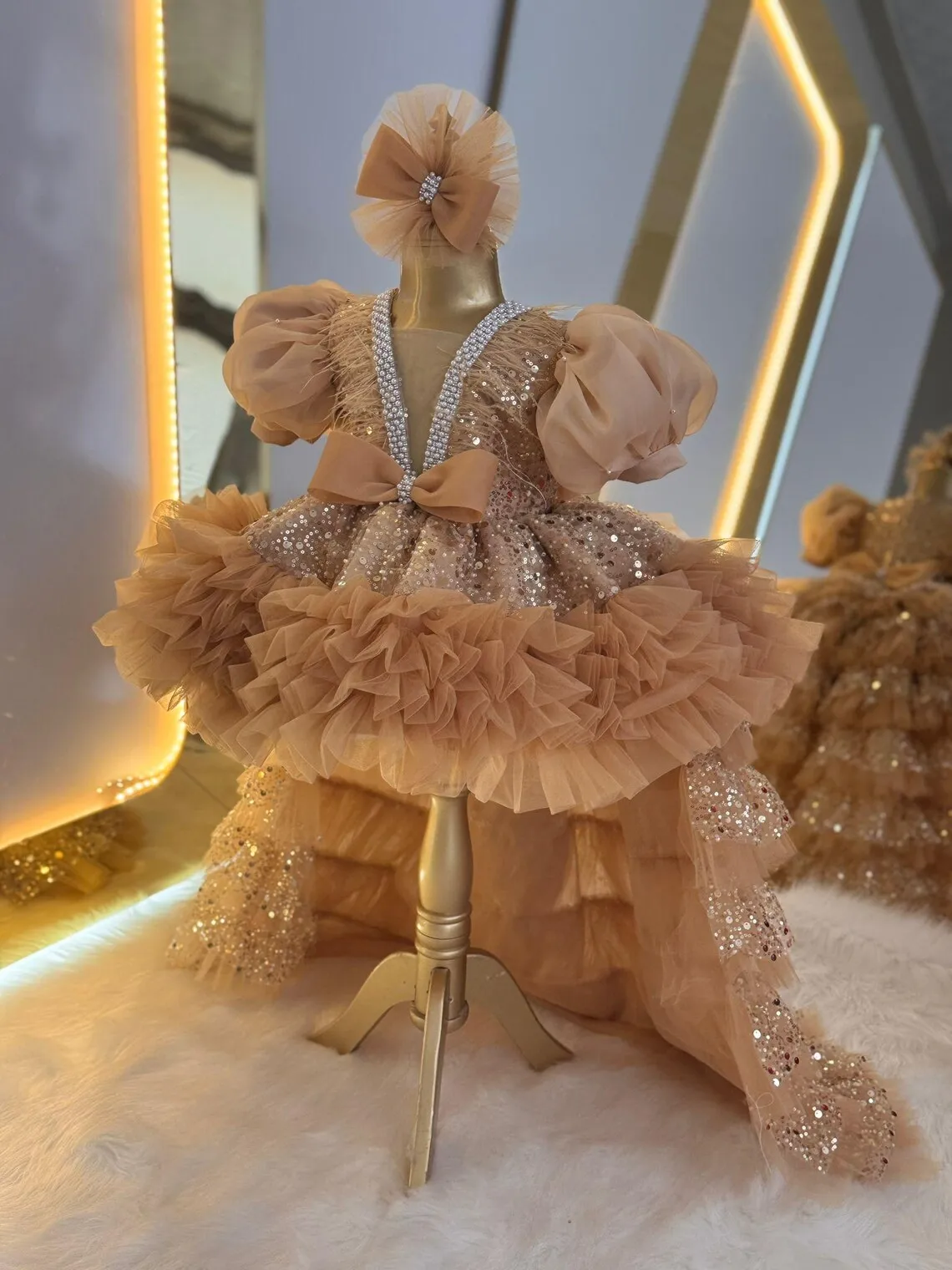 Smaragdgroene verjaardag prinses optocht jurk glitter strik tule baby meisje feestjurk formele veren galajurken met lange sleep