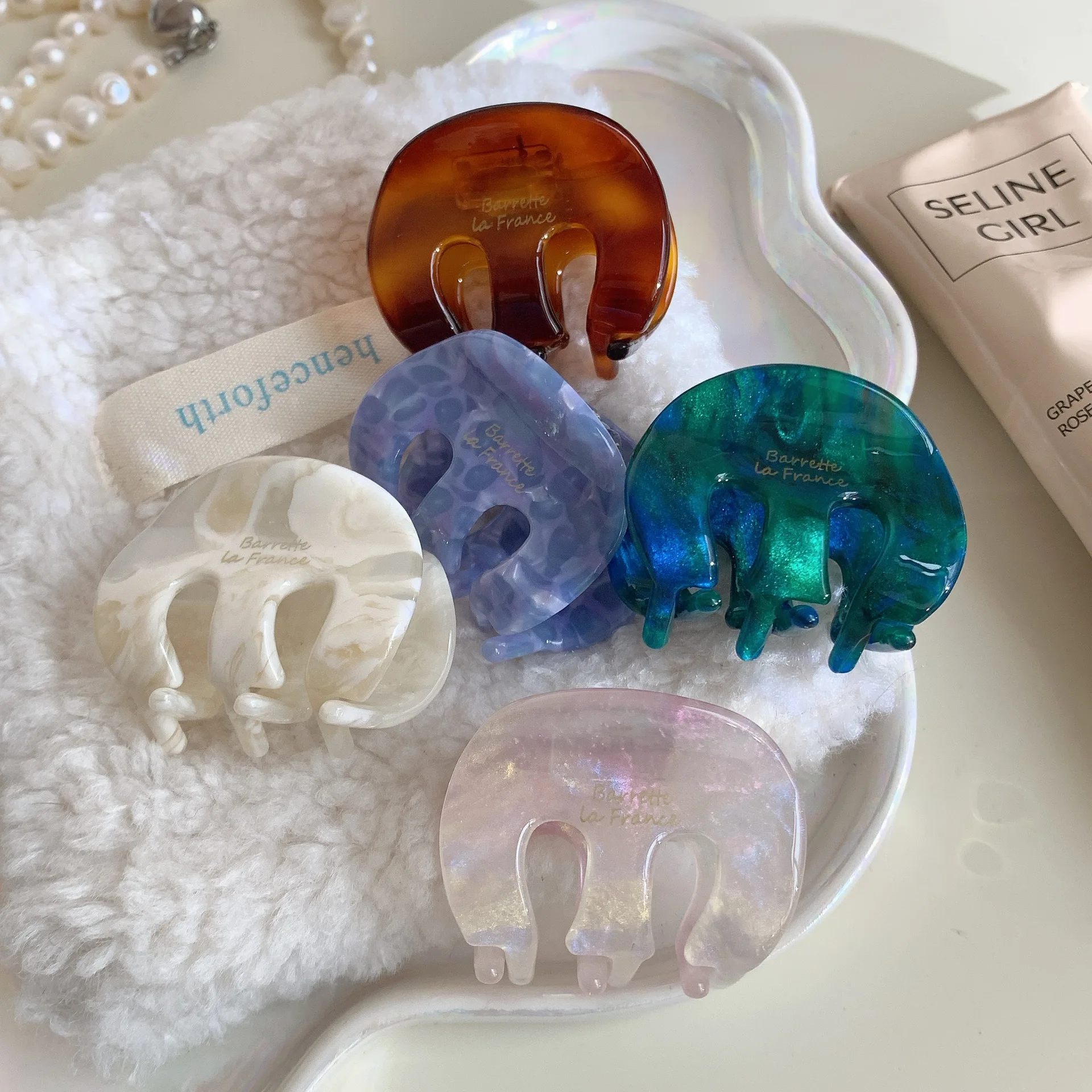 

1pc New Small Pumpkin Hair Claw Acetate Cute Gentle Claw Clip Fresh Candy Color Hair Claws Hair Accessories for Women Girls