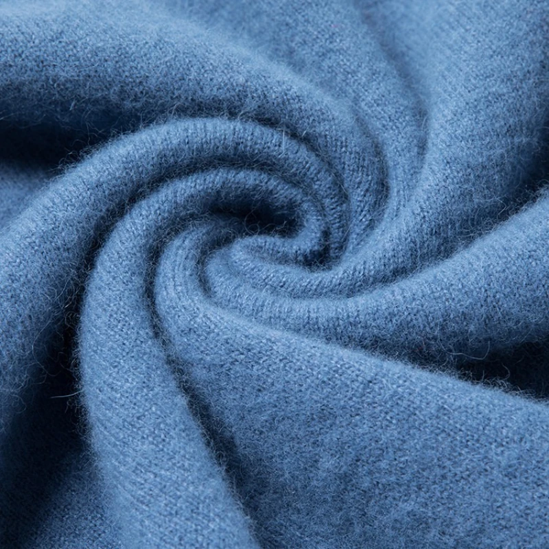 ​ سترة محبوكة أساسية برقبة دائرية للرجال - من خيوط المنك الصناعي من Core-Spun ​   القيمة الأساسية اليومية للمال متعددة الاستخدامات للتدفئة