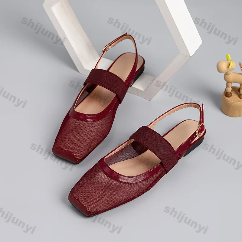 

Новые летние женские сандалии-слингбэки больших размеров: модные, с квадратным носком, на плоской подошве, удобные, легкие, дышащие, сетчатые, повседневные туфли