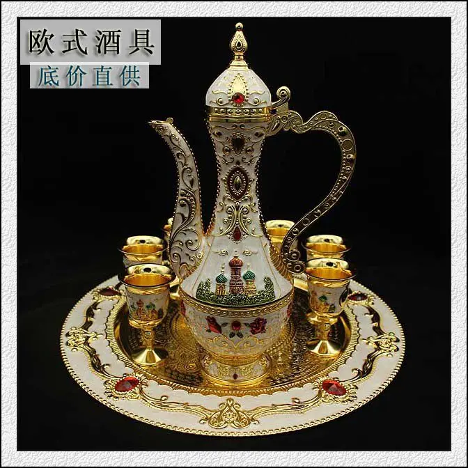 European-style Antique Red Wine Cabinet Ornament, Free Gifts, Retro Classic Metal   Wine Glass Tray Set, Jewelry.