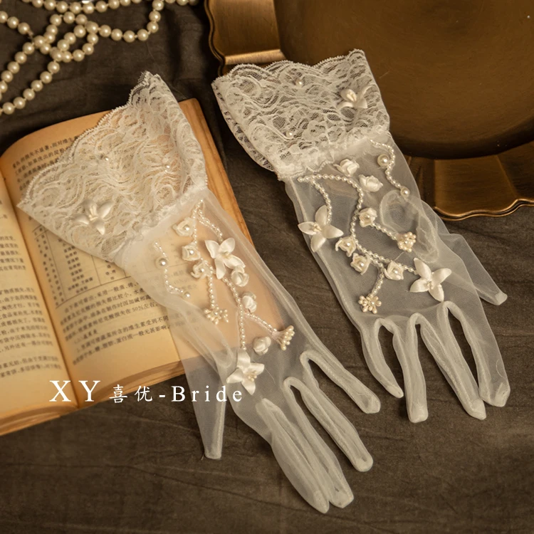 Women's Elegant Pearl Beaded White Lace Mesh Glove Female Spring Summer Vintage Sunscreen Driving Photograph Party Glove R1848