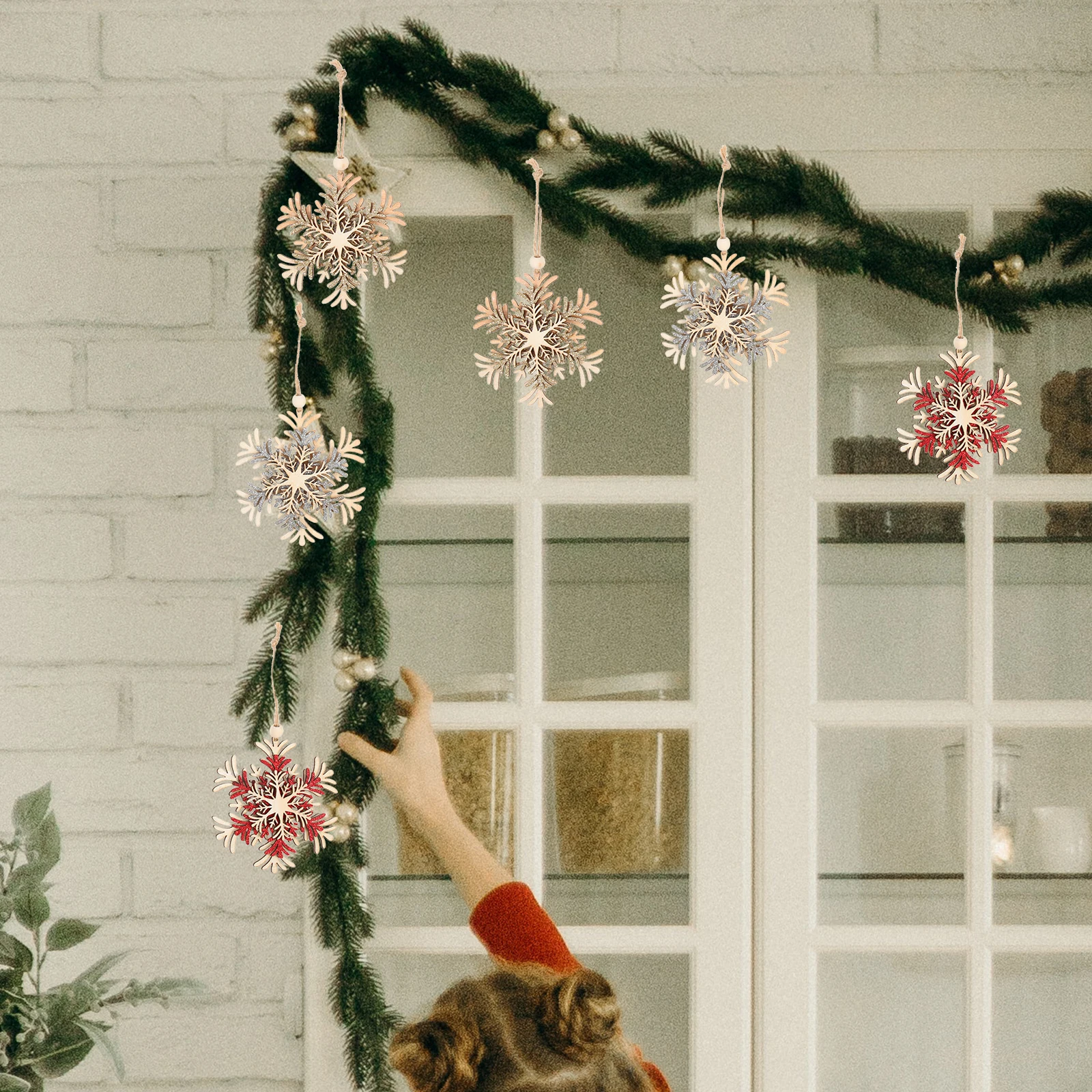 

6Pcs Christmas Tree Hanging Decoration Wooden Snowflake Pendants Xmas Party Ornaments Christmas Tree Hanging Decorations