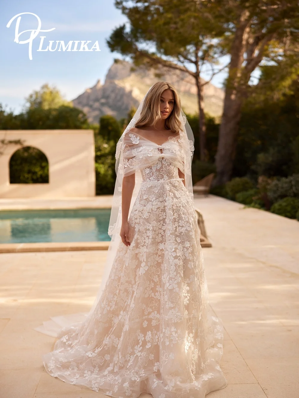 

Romantic Appliqué Wedding Dress 2026 Classic Off-Shoulder Bridal Gown Elegant A-Line Tulle Floor-Length Customized