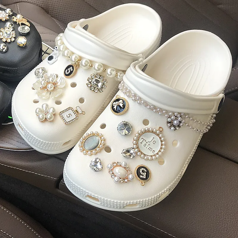 Luxury Rhinestone Pearl Shoe Charms Designer DIY Gem Shoes Decaration Charm for Hole Shoe Girl Women Gifts