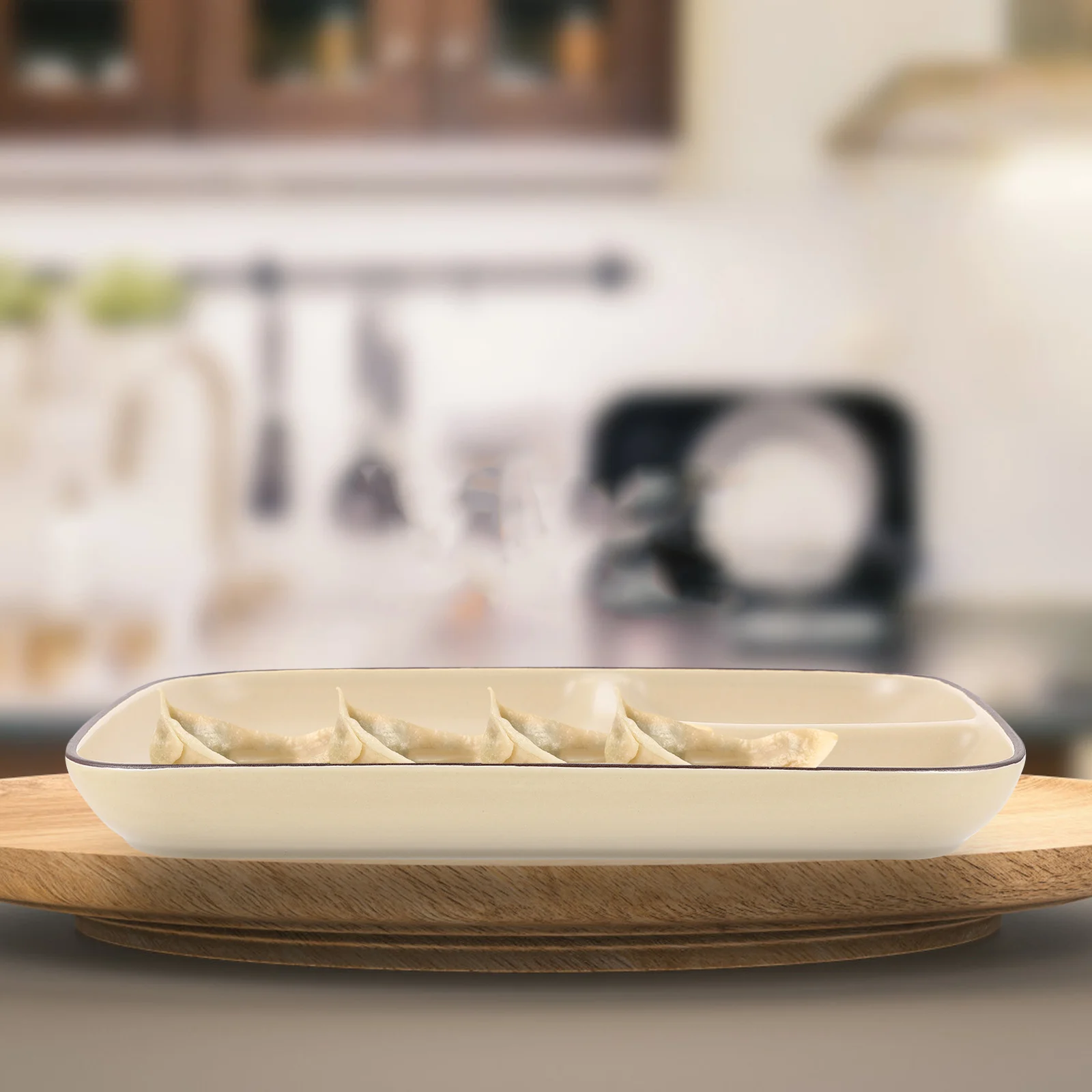 

1Pcs Dumpling Plate Ceramic Simple Design Elegant Sauce Dish for Home Restaurant Buffet Dining Dumpling Dish Vinegar Bowl