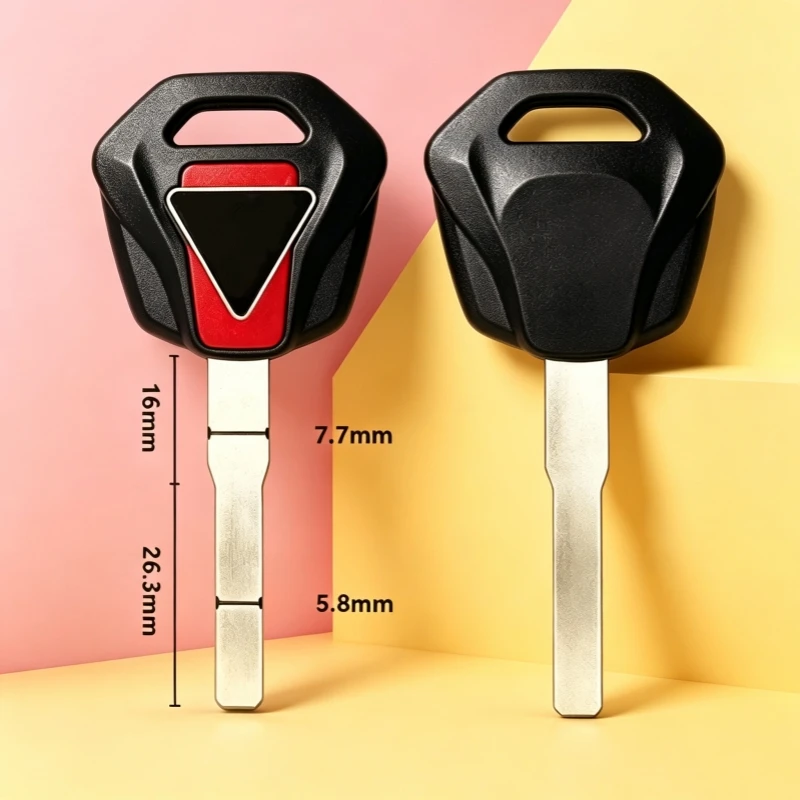 Motorcycle Key for Triumph Bonneville Bobber 675 T100 T120 T800 T900 Tiger T900 T800 120 100 Detachable Chip Motorcycle Keys