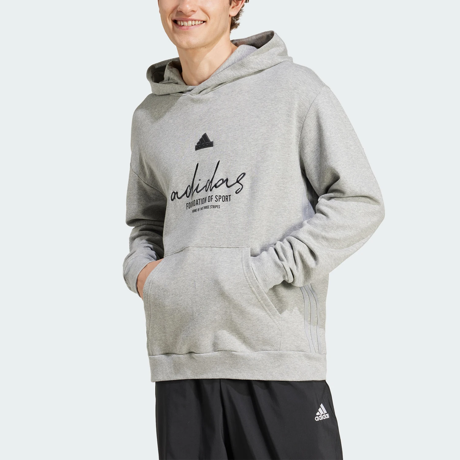 

Adidas Оригинальная новая мужская свободная повседневная толстовка с капюшоном IX1316