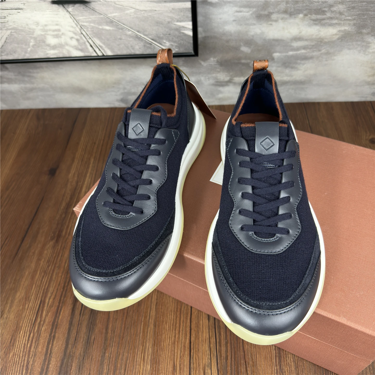 

Men's Faionable Breathable Me Sports oes Casual Thi Bot Heightening oes Trendy Slip-On round Toe Rubber Outsole