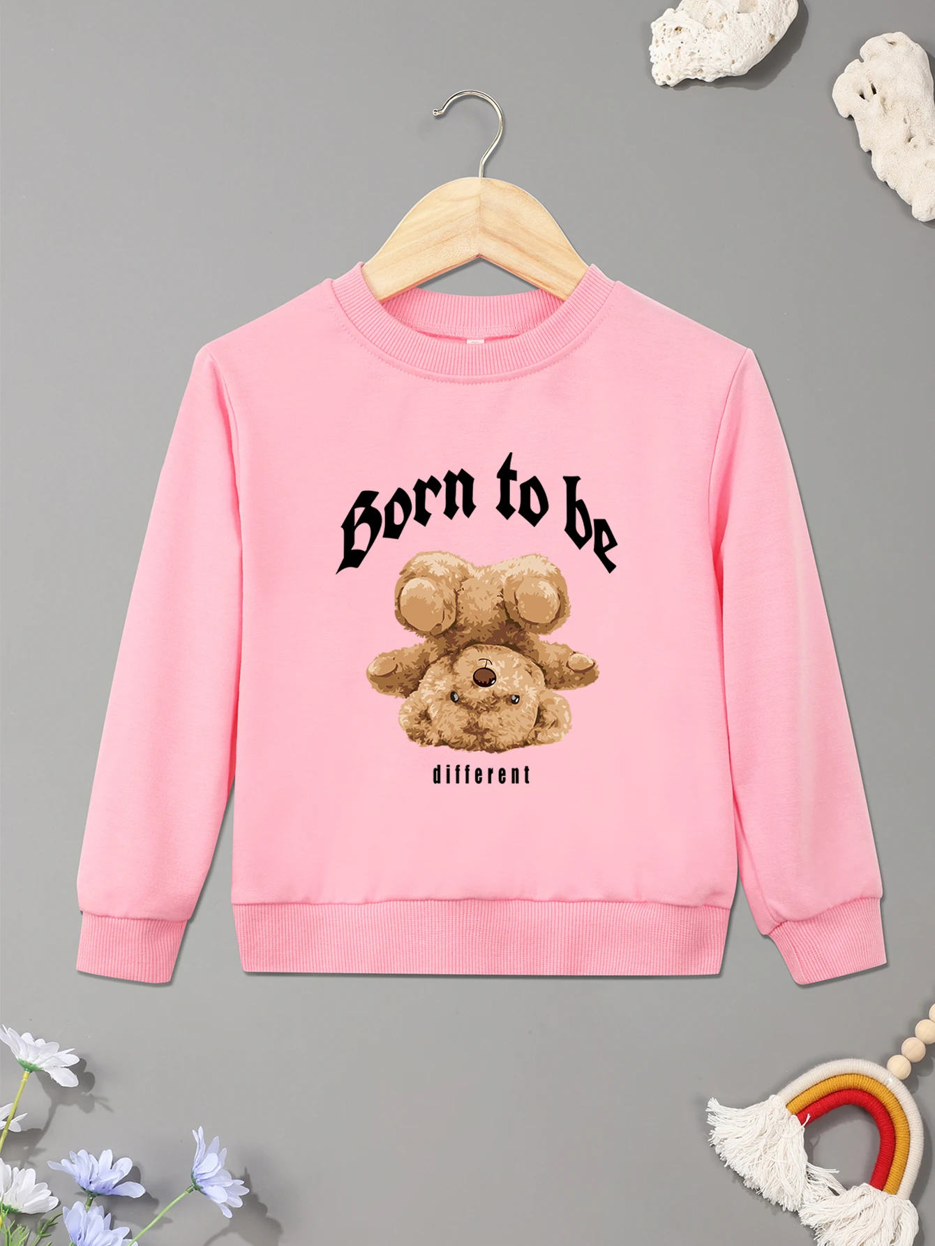 Inverted teddy bear  Printed trendy style for boys and girls, comfortable and warm in autumn and winter Sweater