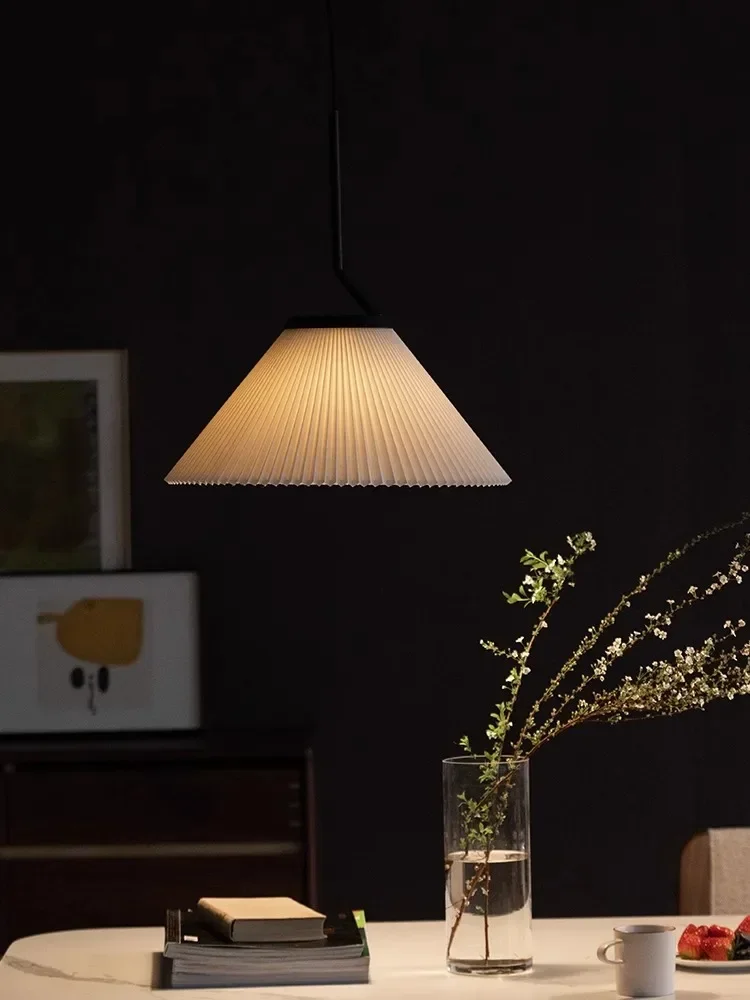 Nordic plisowane kremowe światło wisiorek LED do salonu kuchnia żyrandol do restauracji Loft wisząca lampa lśniąca dekoracja domu