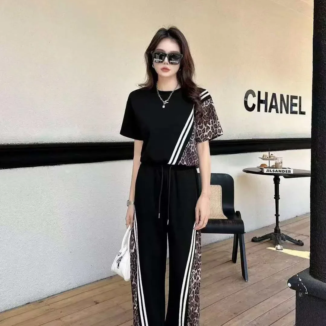 

2025 Summer Short Sleeve T-shirt Set Fashion Short Sleeve Two Piece Set Leopard Pattern Splicing Round Neck Casual Commuter Set