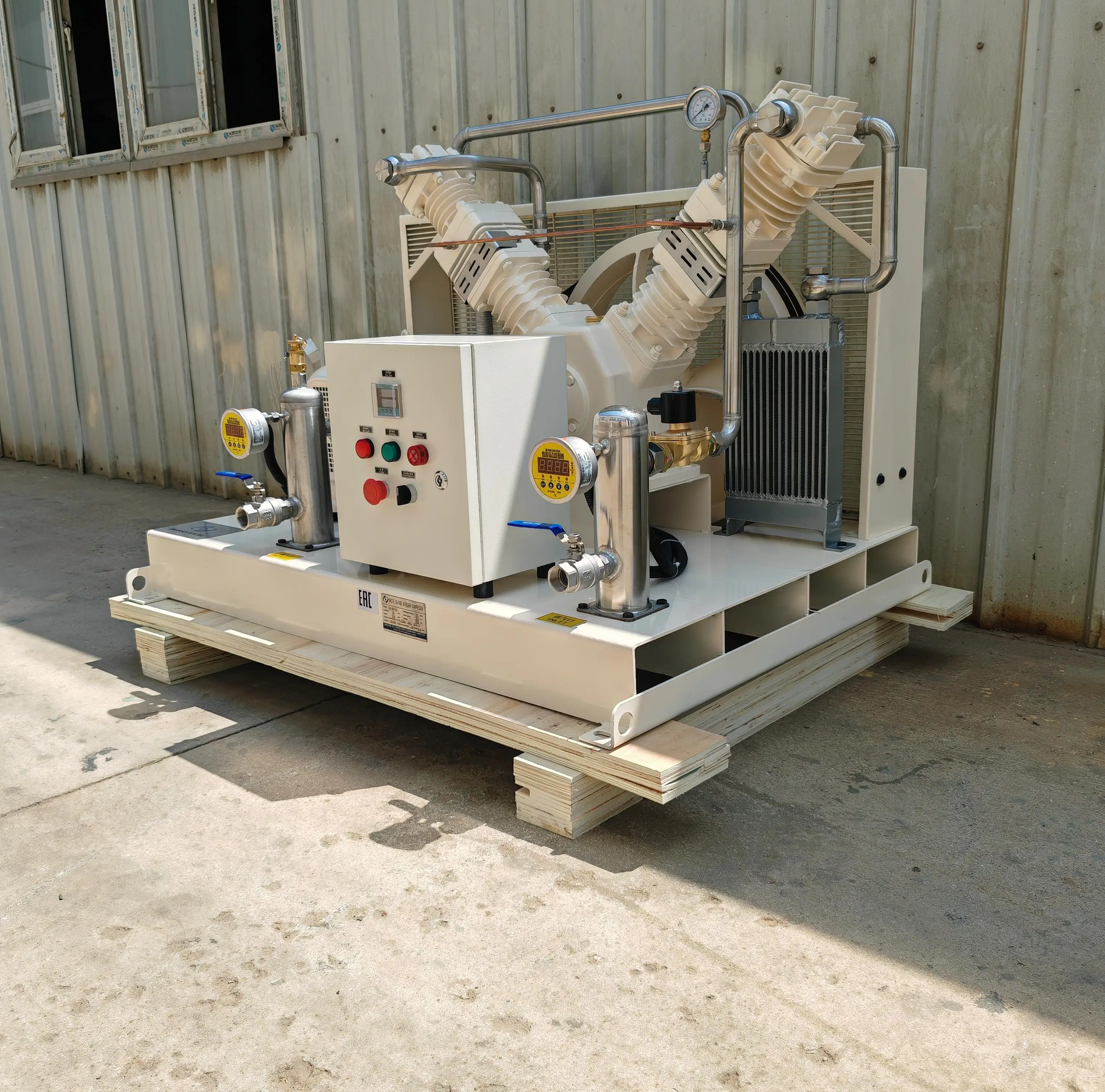 Nitrogen  Compressor for Medical Cylinder Refilling