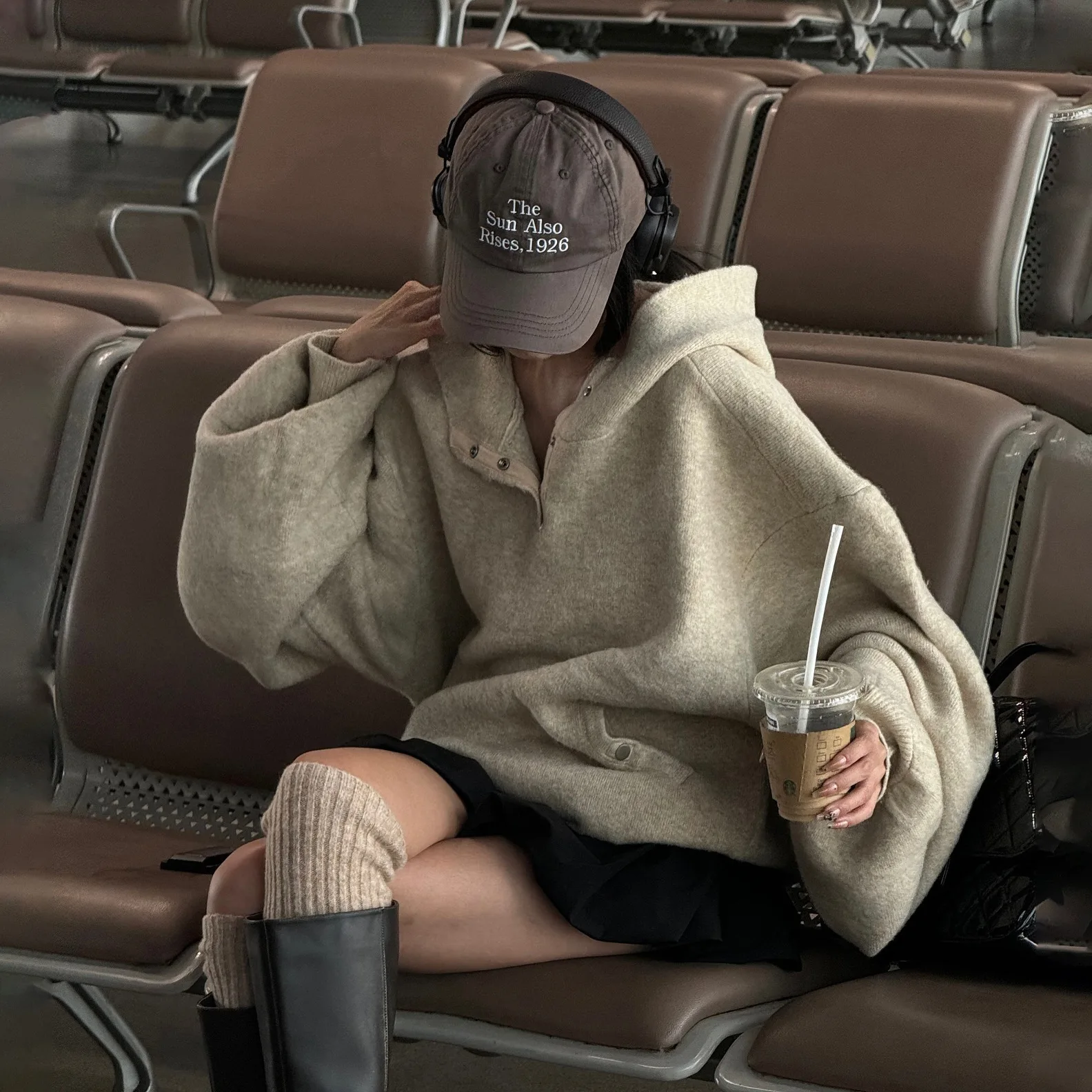 

2025 Autumn Knitted Solid Casual Women's Hoodie Winter Korean Thick Warm Loose Oversized Hoodie Sweatshirt Y2k Streetwear Women