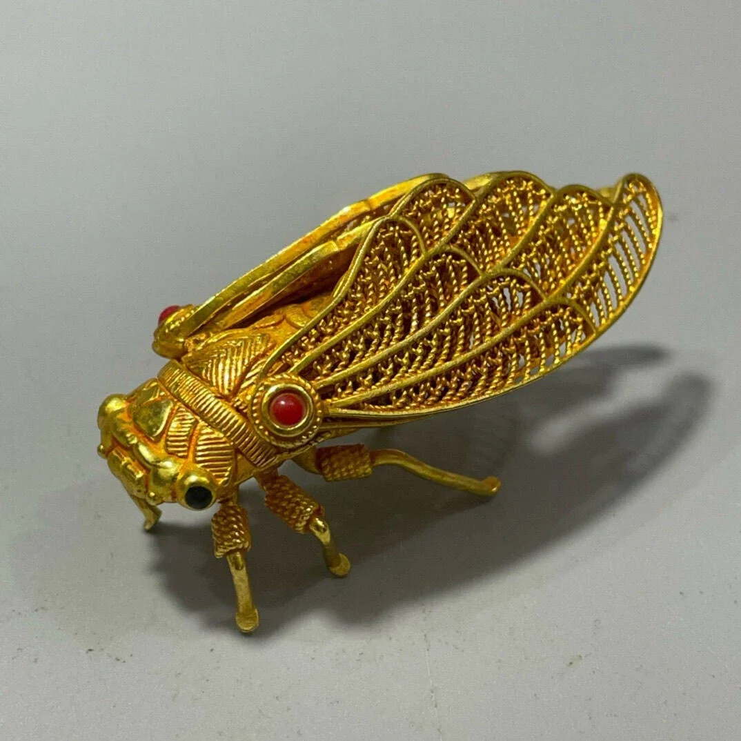 Exquisite Brass Carved Insect Lifelike Golden Cicada gilt gold Statue inlay gem