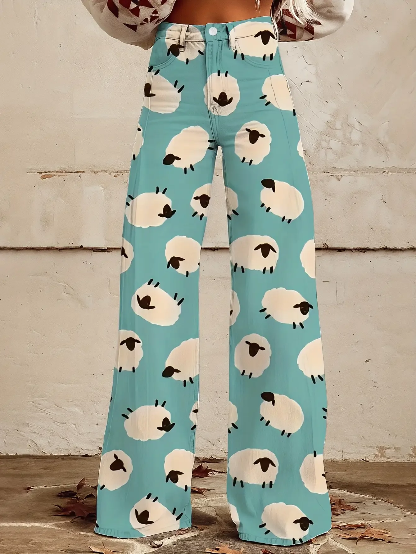  The Charm of Geometric Patterns in African Tribal Art: Printed Loose Horn Imitation Jeans