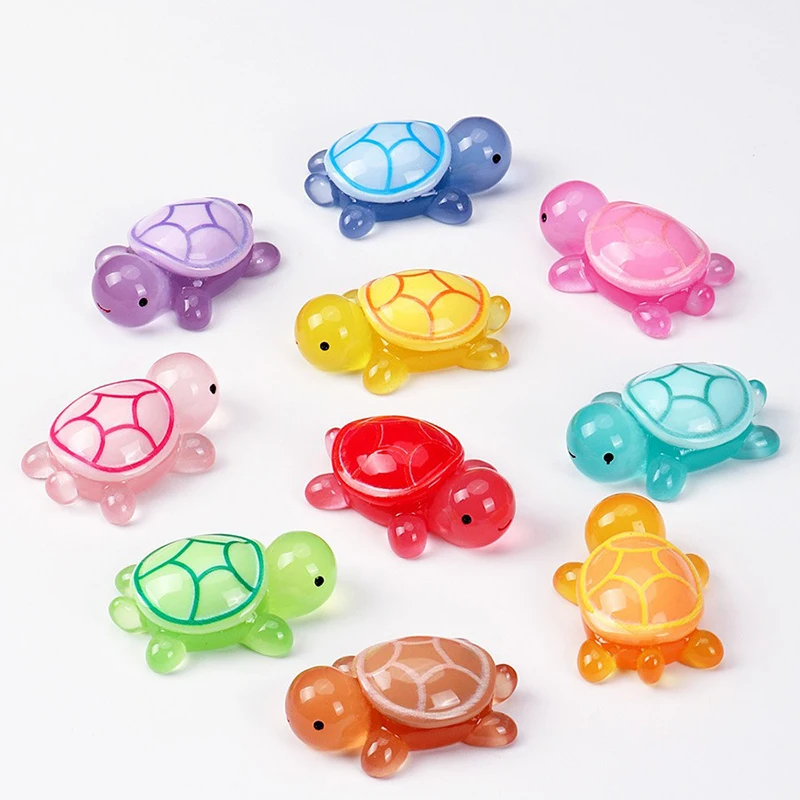 Cartoon Resin Luminous Turtle Ornament Keychain Glow-in-the-dark Color Turtle Keyring Backpack Accessories Girlfriends Gifts