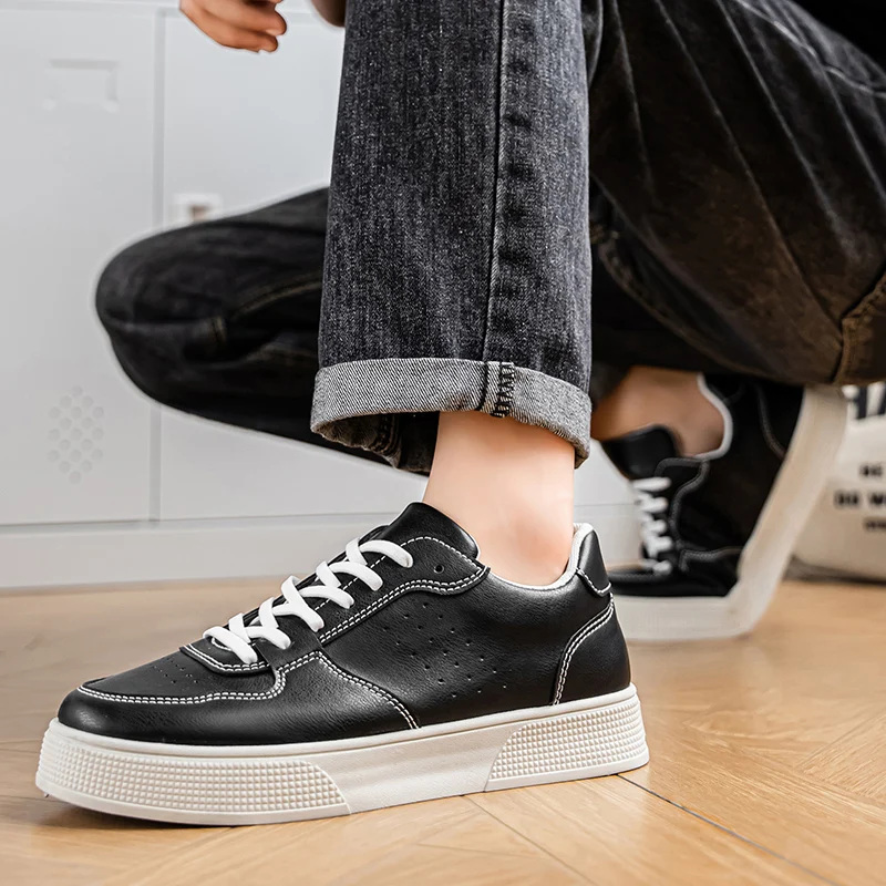 

Мужская вулканизированная обувь с разноцветным искусственным кожаным каблуком на плоской подошве для всех сезонов. Высококачественные прогулочные туфли с низким берцем и круглым носком.