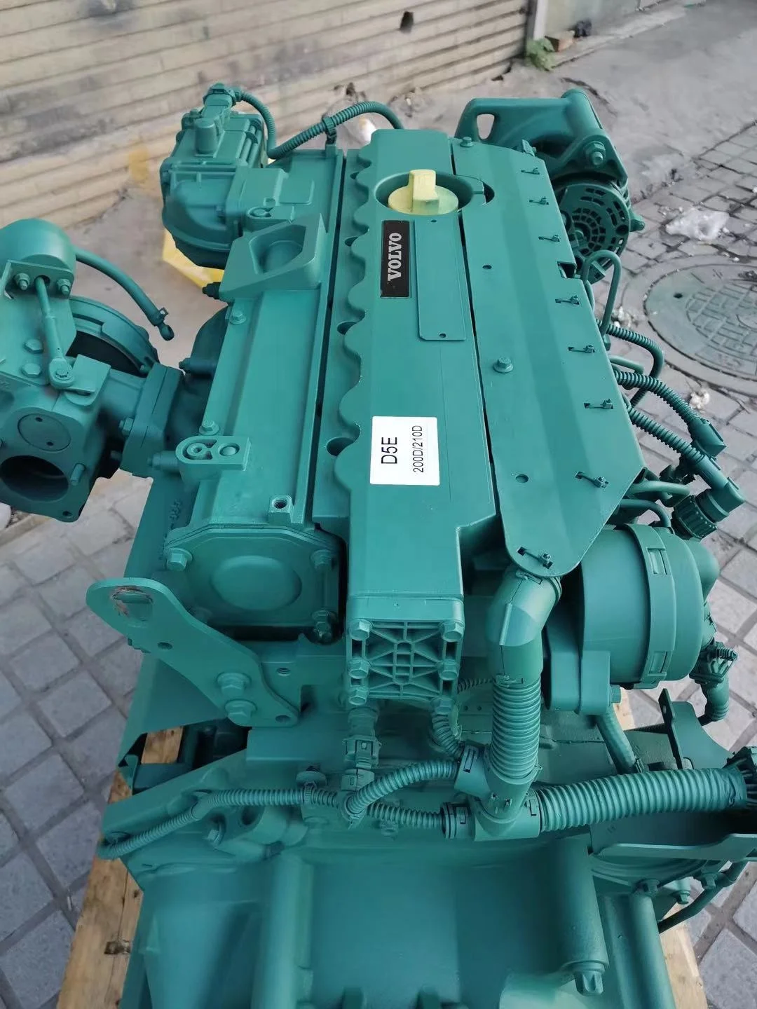 Ec210D ec220D Excavator    engine D5E common rail fuel engine