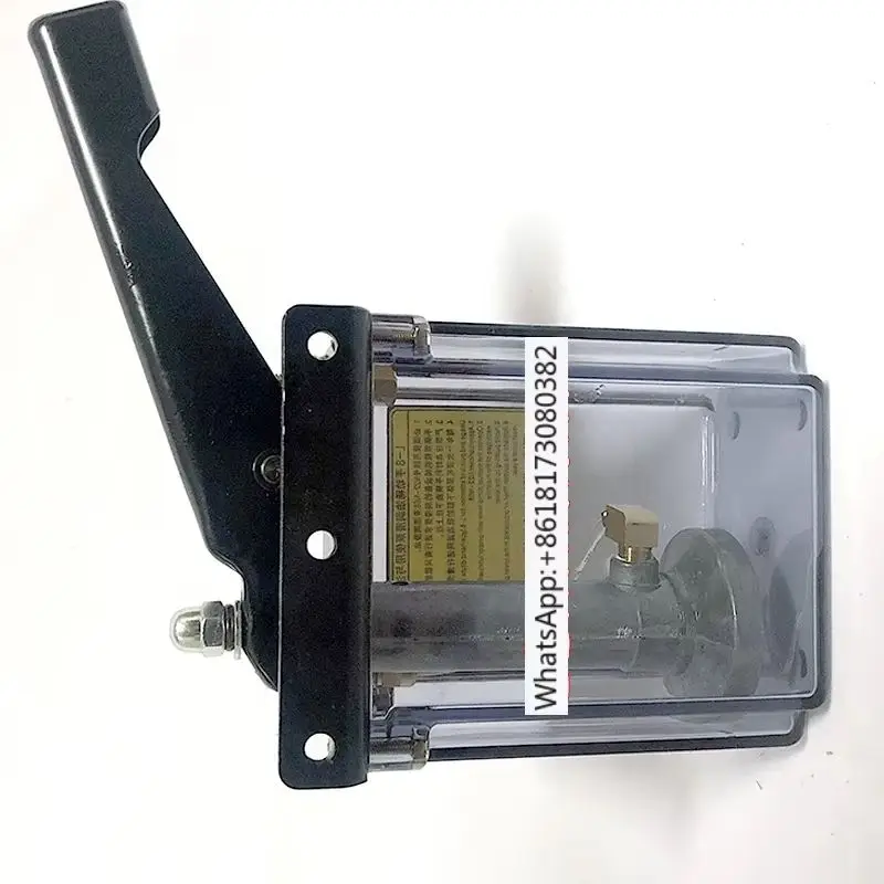 Zhejiang Liubian L-8L Ручной тонкий масляный смазочный насос L-8R Ручной напорный насос Пробойник Балансировочный цилиндр Насос масленки