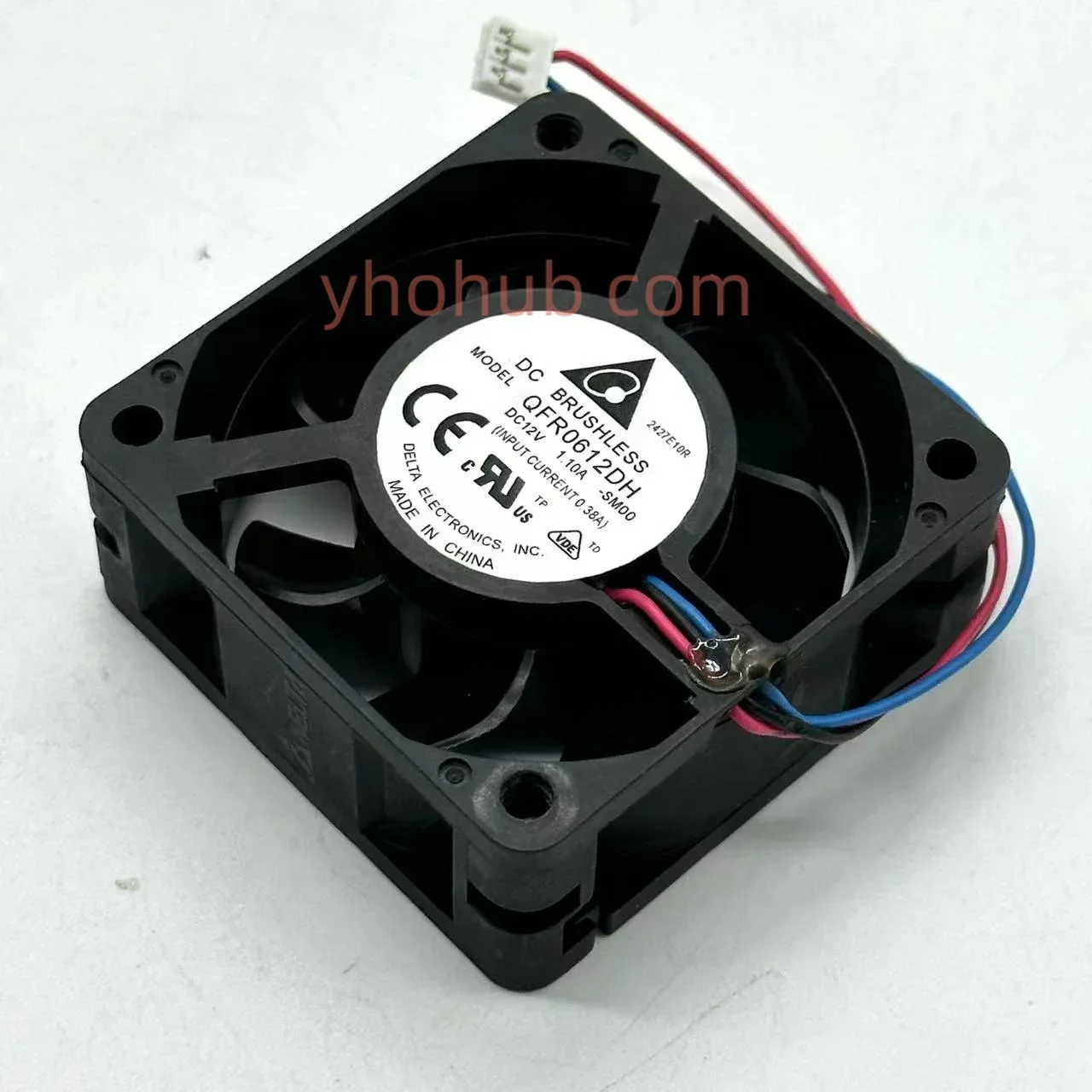 

Delta Electronics QFR0612DH SM00 DC 12V 1.10A 60x60x25mm 3-wire Server Cooling Fan