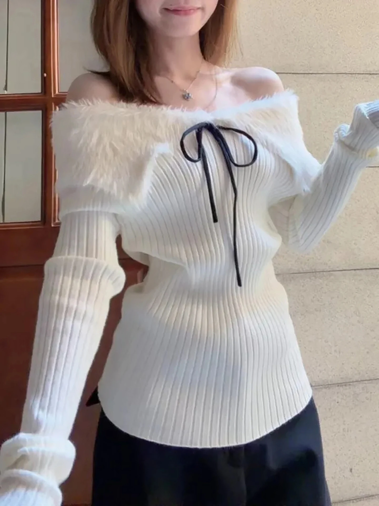 

Вязаный свитер Ele для женщин, весна 2026, приталенный, с открытым плечом, меховым воротником, теплый, модный, повседневный