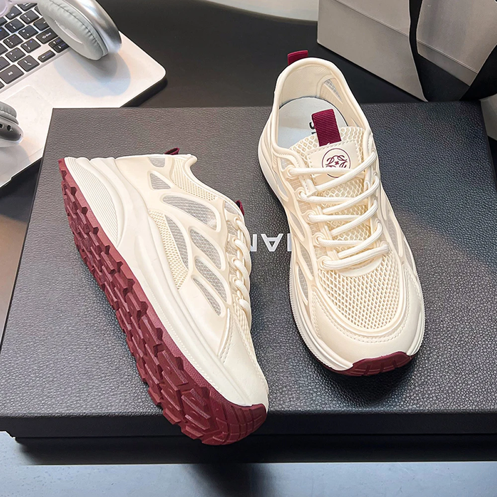 أحذية رياضية نسائية مضادة للانزلاق قابلة للتنفس شبكية ناعمة من الأسفل ممتصة للصدمات صيف غير رسمي عصري متعدد الاستخدامات سهل الارتداء من المطاط