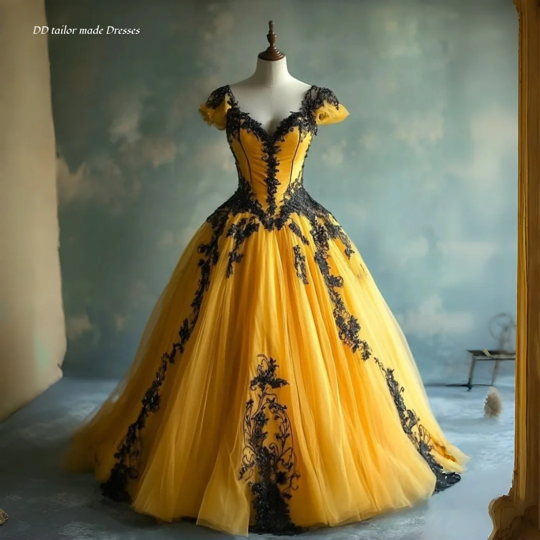 Yellow V Neck Cap Sleeve Wedding Dress Black Floral Lace Appliques Tulle Ball Gown Formal Bridal Gown Customized