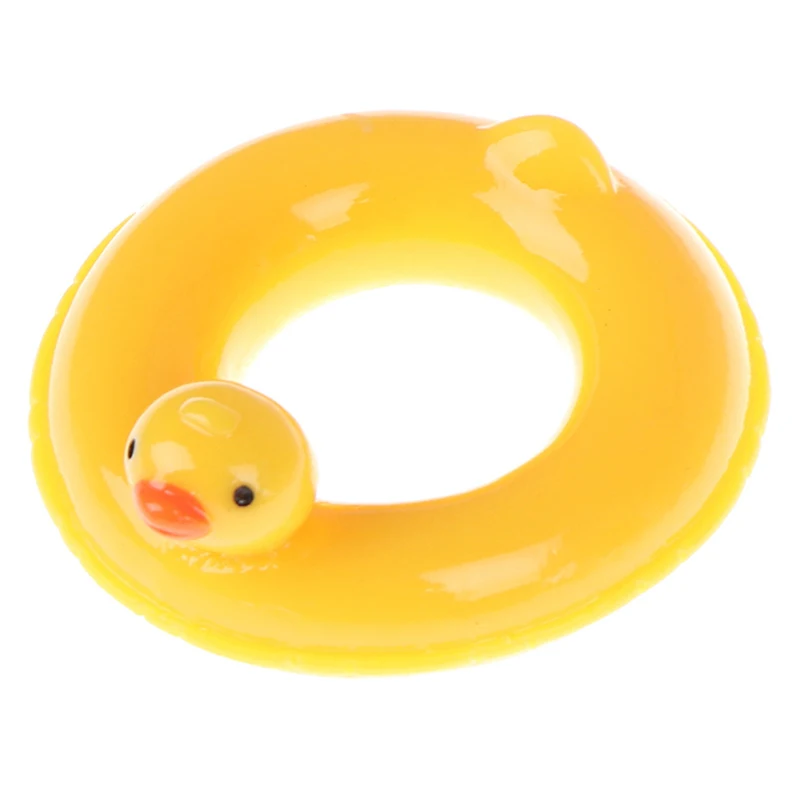 High Quality Resin 1:12 Doll House Miniature Resin Duck Design Swim Rings Swimming Laps Lifebelt Bathroom Pool Accessories