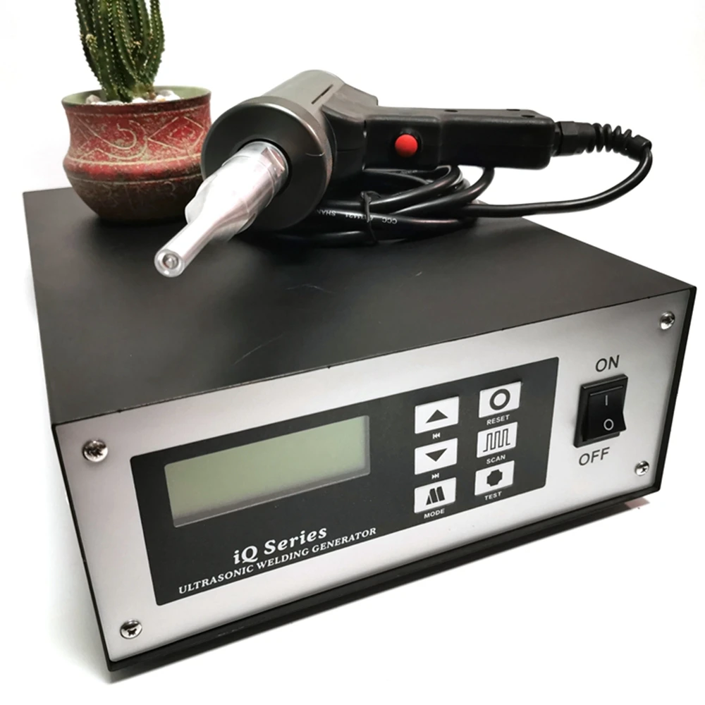 

20Khz 28khz 40khz 35khz Portable Ultrasonic Spot Welder For PVC Umbrella