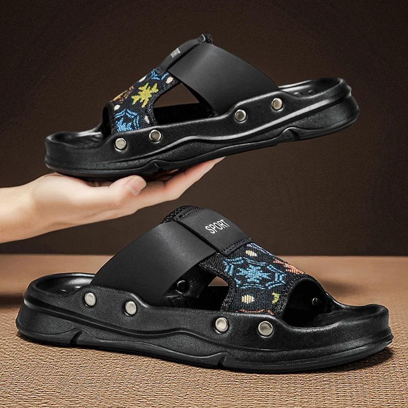Men's non-slip casual slippers summer new soft-sole breathable lightweight outdoor walking beach shoes student sports slippers