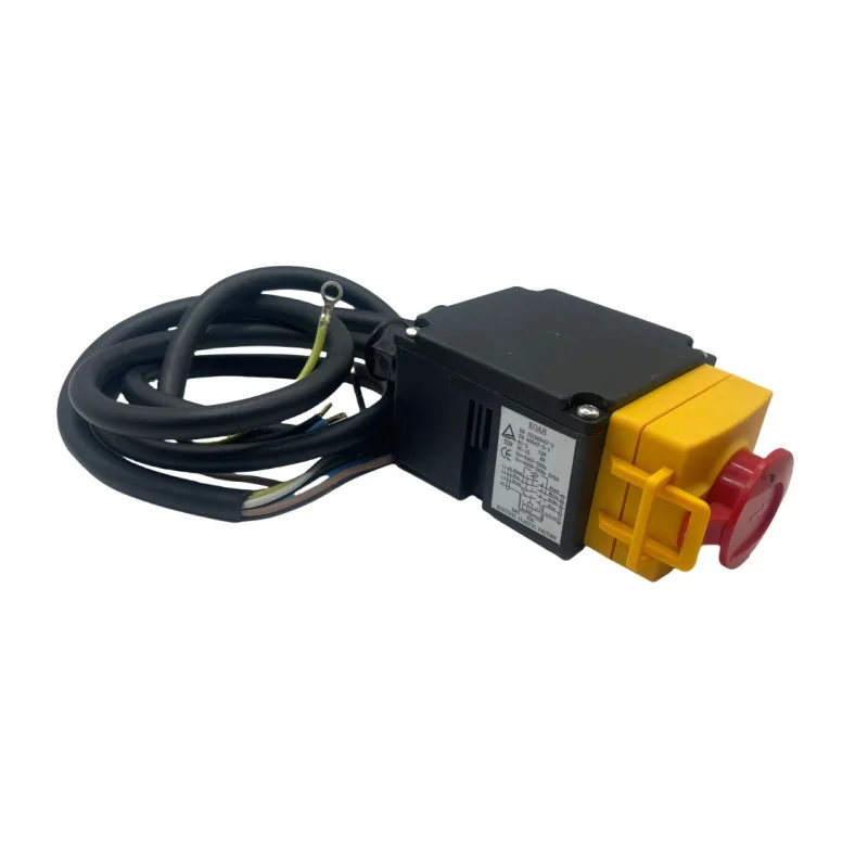 Electromagnetic Switch Undervoltage Protection Red Black Transparent Housing Design 200,000 Electrical Lifespan