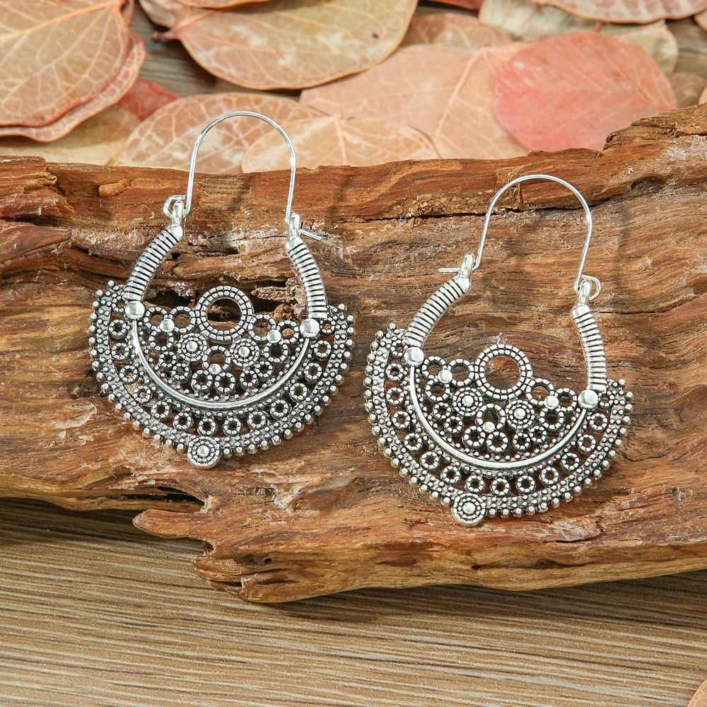 العرقية نمط بوهو طقم من الحلقان العتيقة الفضة على شكل حرف U القرط مشبك هندسية بيان الطرف الديكورات ارتداء اليومي عطلة الهدايا