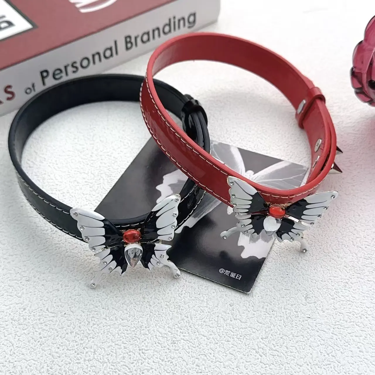 Punk Personality Exquisite Elegance Sweet and Cool Girl Power Style  Butterfly Pendant Leather Alloy Collar