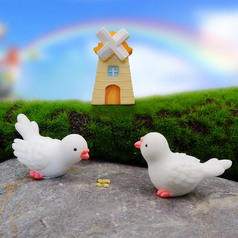 Figurines Miniatures Cute White Dove House Resin Crafts Micro Landscape Ornaments For Home Decorations Room Decor Accessories