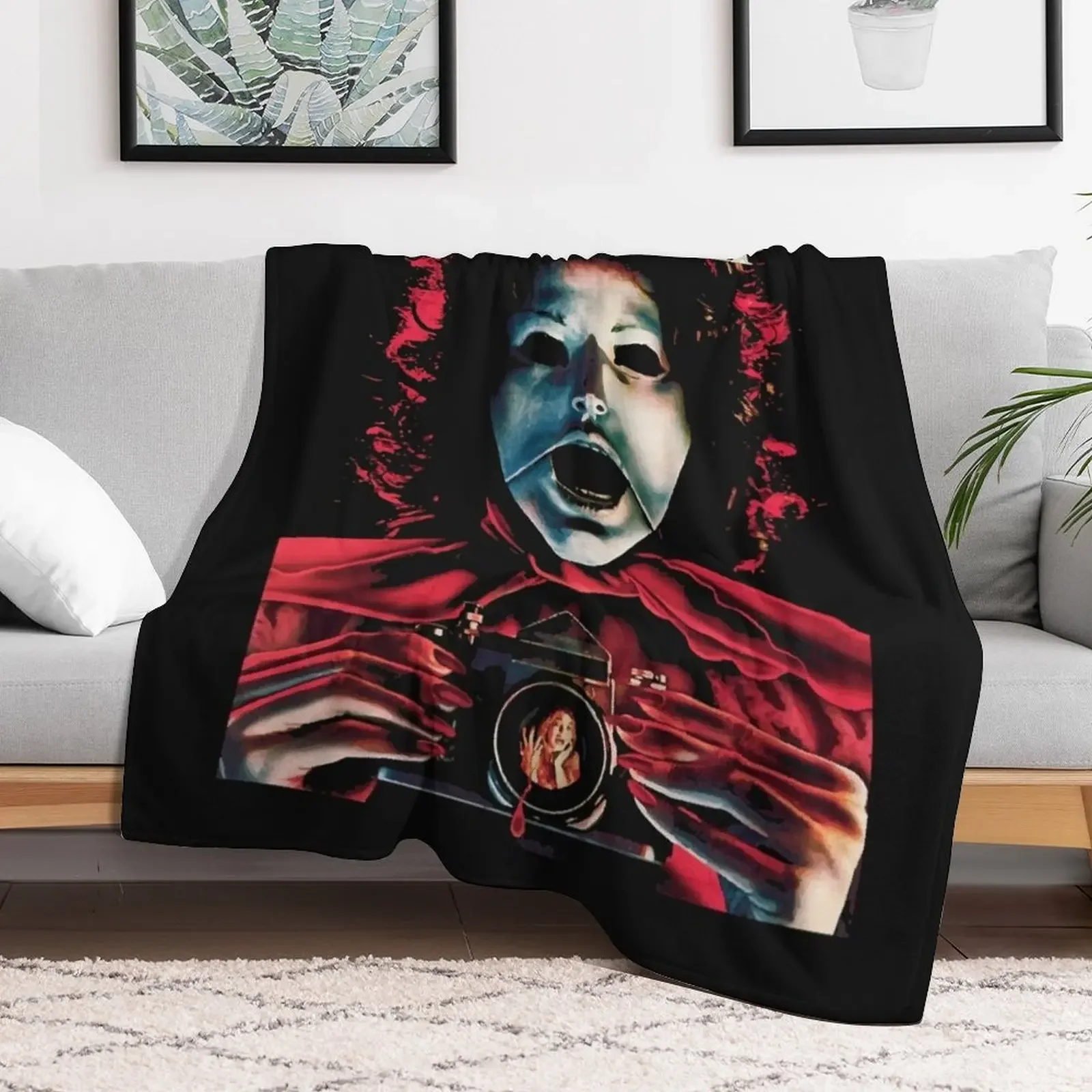 Tourist Trap Classic T-Shirt Throw Blanket Flannel decorative valentine gift ideas For Sofa Thin Blankets