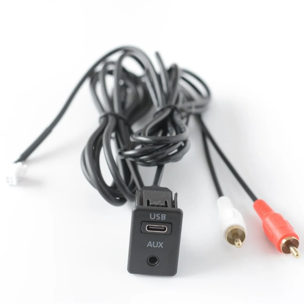 Car Audio Interface Device Featuring 6-Pin Input USB-C Digital Audio Input and 2 Male Outputs for Signal Distribution