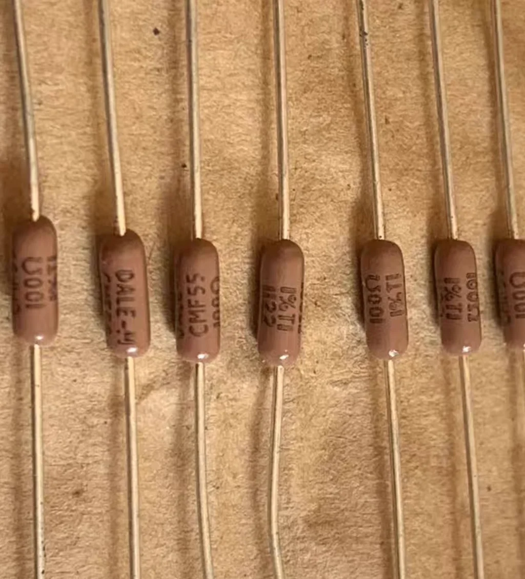 

10PCS NEW USA VISHAY DALE CMF55 0.25W 100R 1% Axial Precision Resistance 1/4w 100 eur RN55 CMF-55