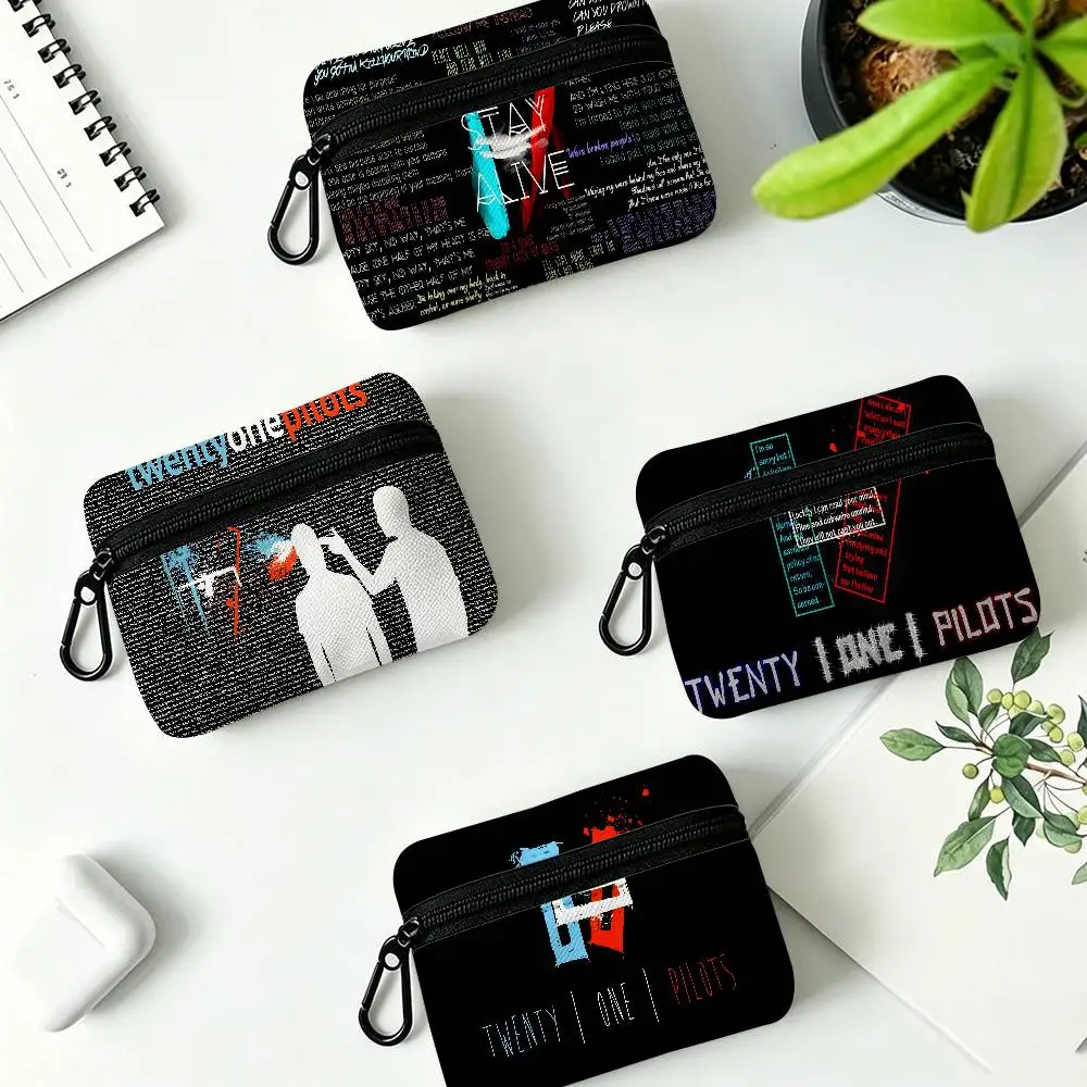 Popular T-Twenty One Pilot Band Wear-resistant Oxford Cloth Coin Purse Portable Backpack Hanging Card Storage Bag