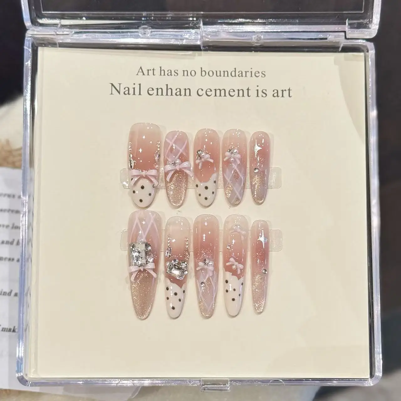 

10pcs Pure Hand Pressed Oval/Stiletto Nail Art,Nice Fake Nails,Miu-style,Sweet Bow,Polka-dot And Diamond,Suitable For Women