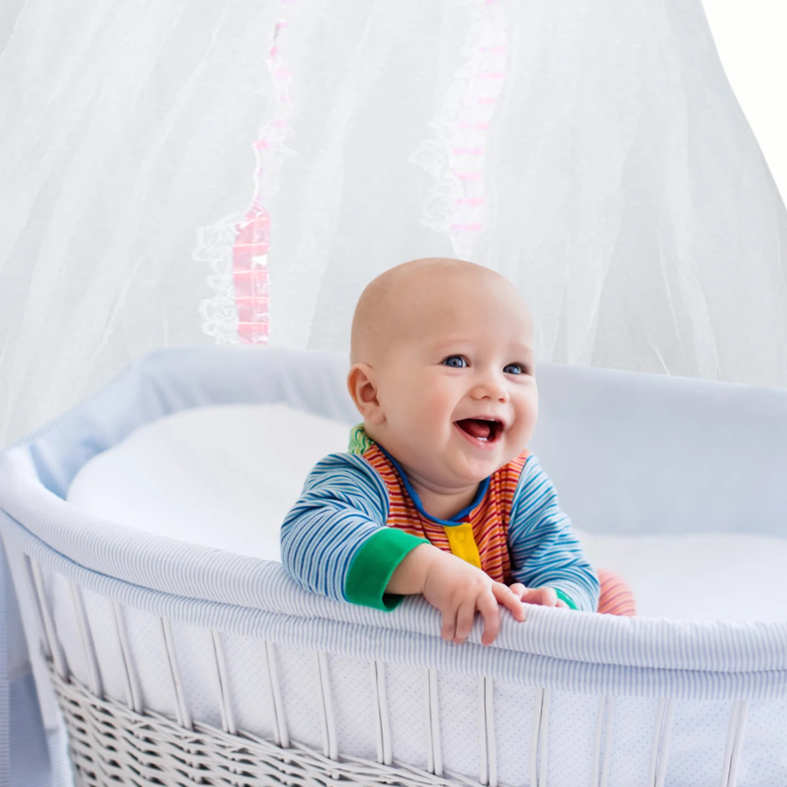 شبكة ناموسية لسرير الأطفال على طراز القصر بتصميم دائري من البوليستر الفاخر - خطافات سهلة التركيب لحماية الحشرات