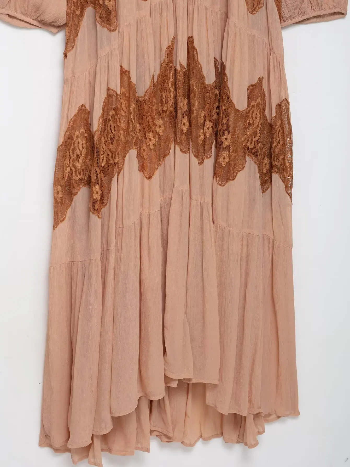 2025 women's autumn new neckline bow decoration casual loose temperament splicing lace long chiffon dress